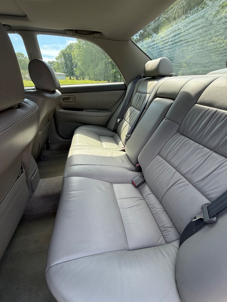 1999 Lexus ES - $4,000