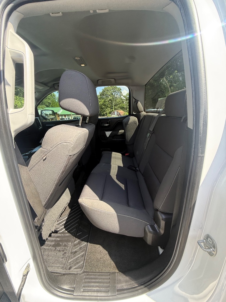 2018 Chevrolet Silverado 1500 - $19,700