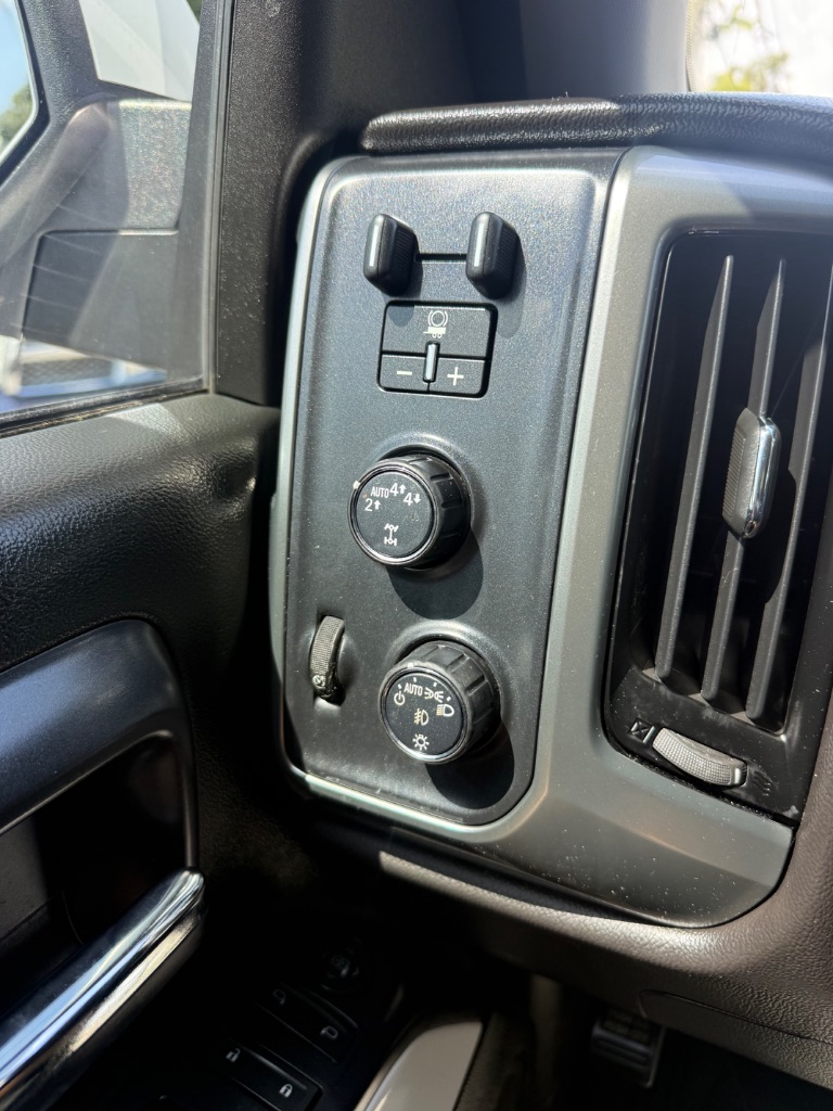2018 Chevrolet Silverado 1500 - $19,700