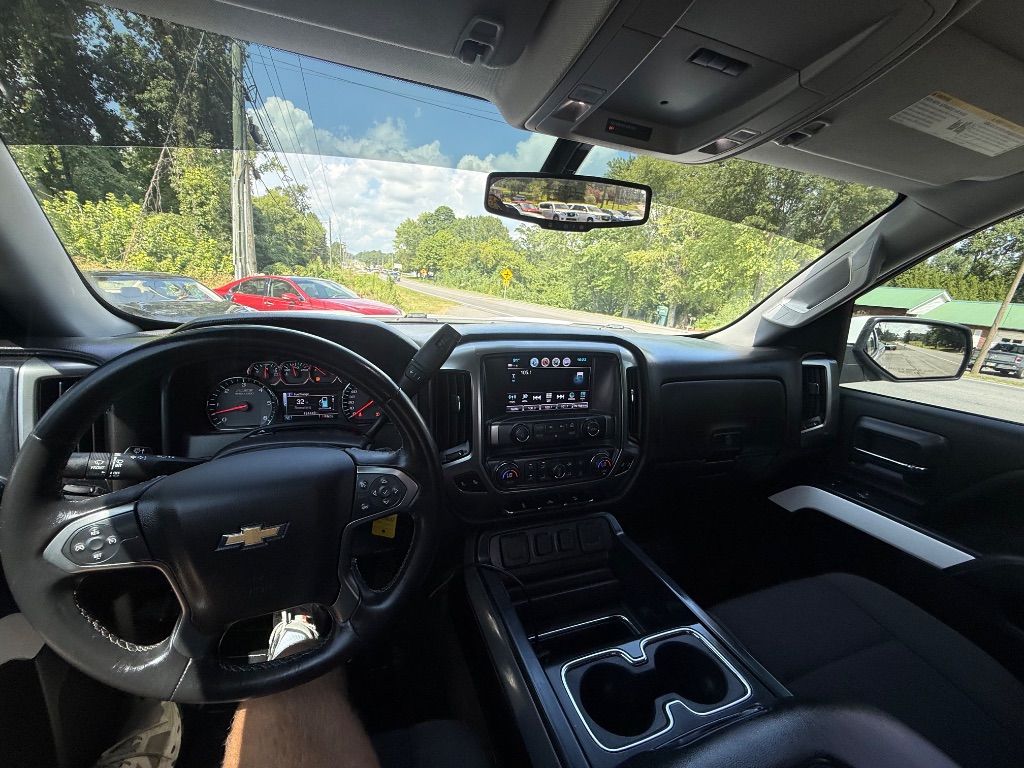 2018 Chevrolet Silverado 1500 - $19,700