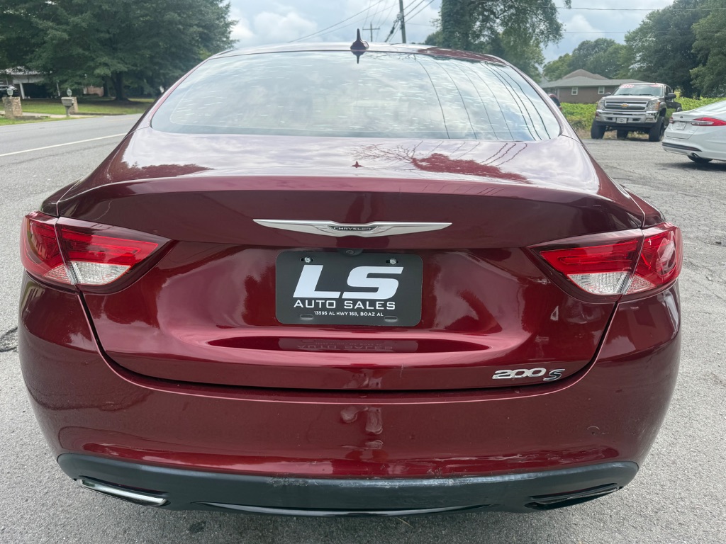 2016 Chrysler 200 - $6,500