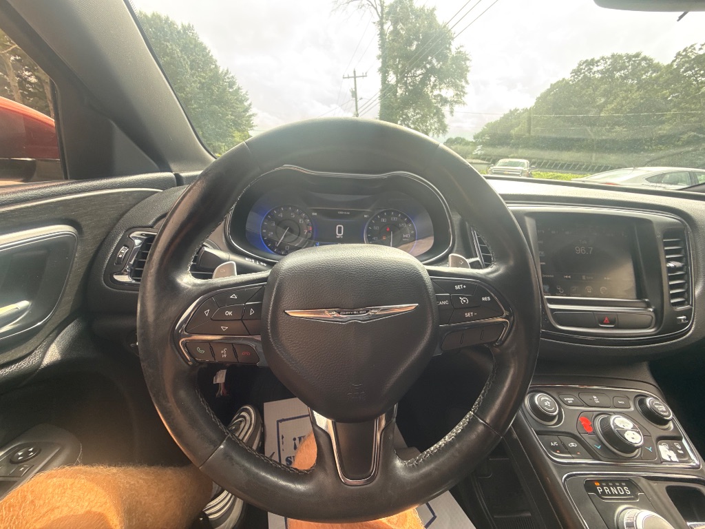 2016 Chrysler 200 - $6,500