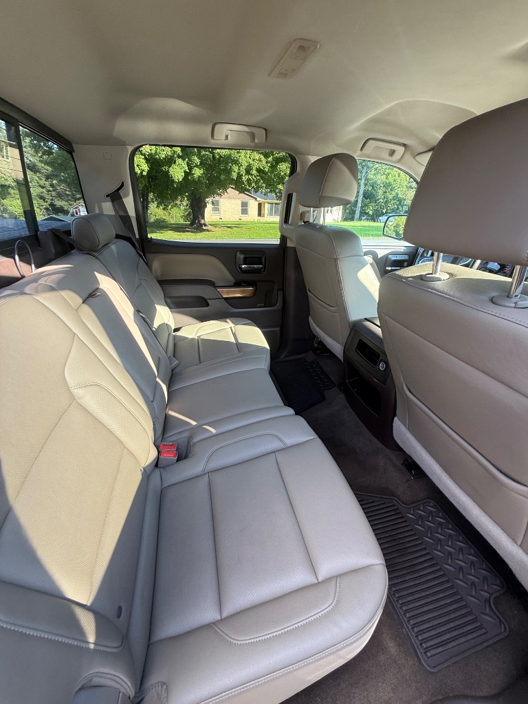 2017 Chevrolet Silverado - $20,500