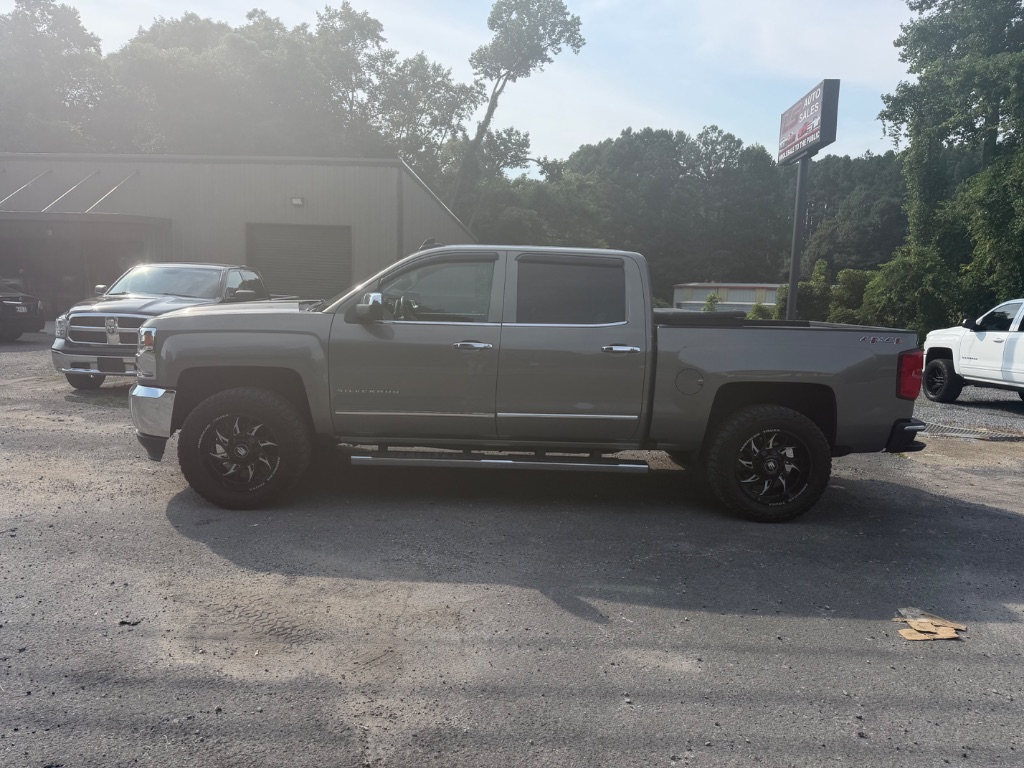 2017 Chevrolet Silverado - $21,500