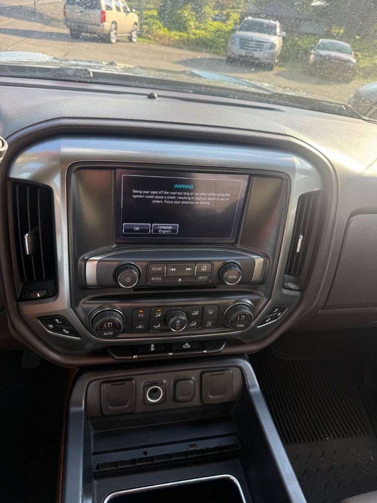2017 Chevrolet Silverado - $20,500