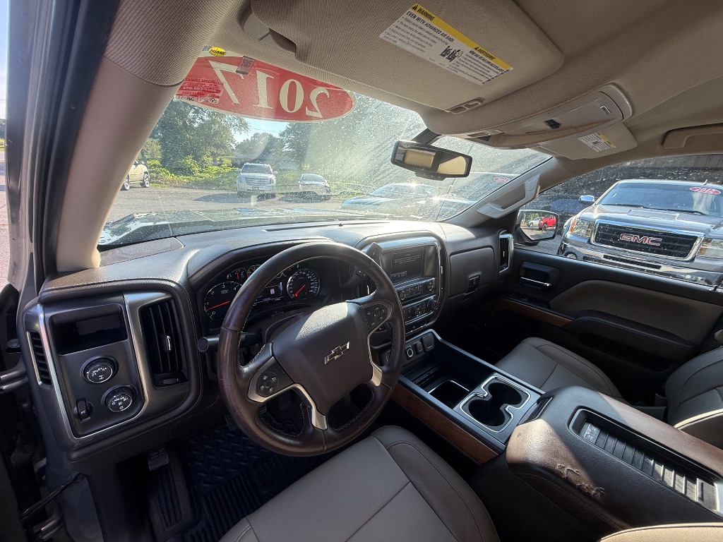 2017 Chevrolet Silverado - $20,500