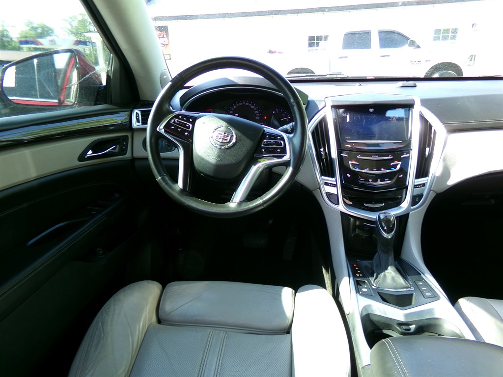 2014 Cadillac SRX - $9,990