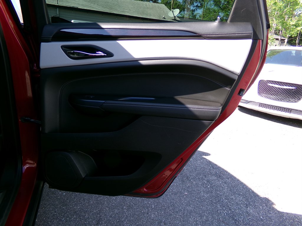 2014 Cadillac SRX - $9,990