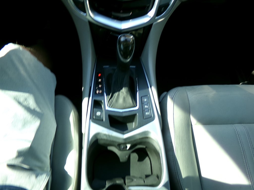 2014 Cadillac SRX - $9,990