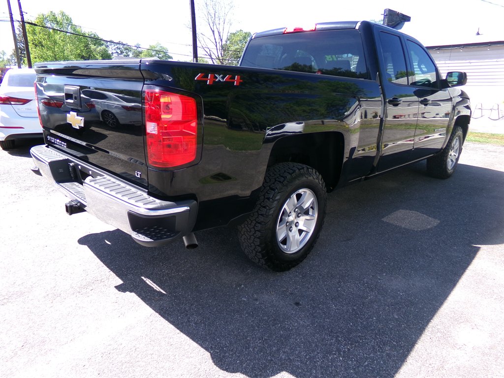 2018 Chevrolet Silverado 1500 - $25,990