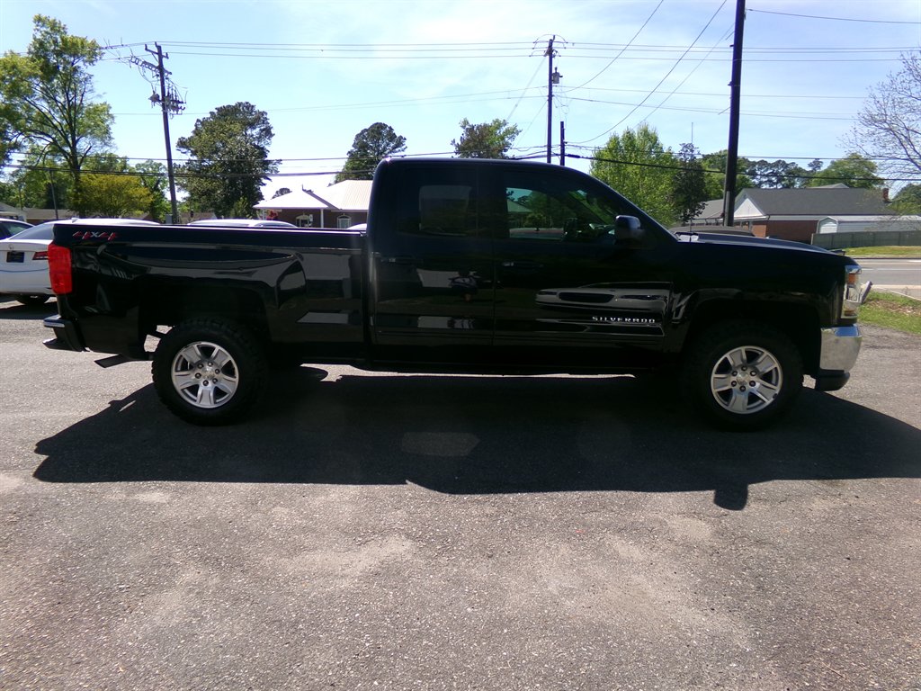 2018 Chevrolet Silverado 1500 - $25,990