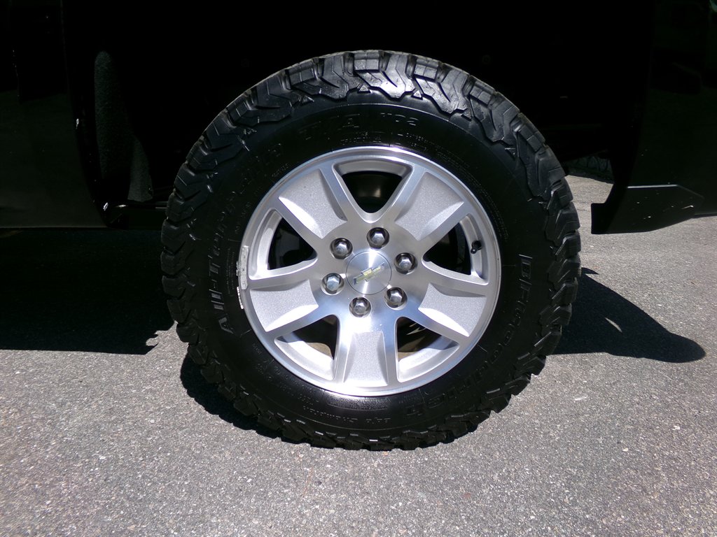 2018 Chevrolet Silverado 1500 - $25,990