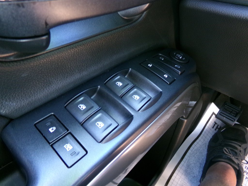 2018 Chevrolet Silverado 1500 - $25,990