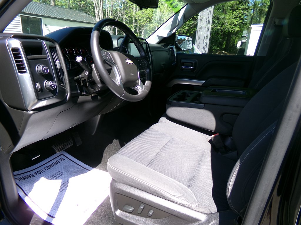 2018 Chevrolet Silverado 1500 - $25,990