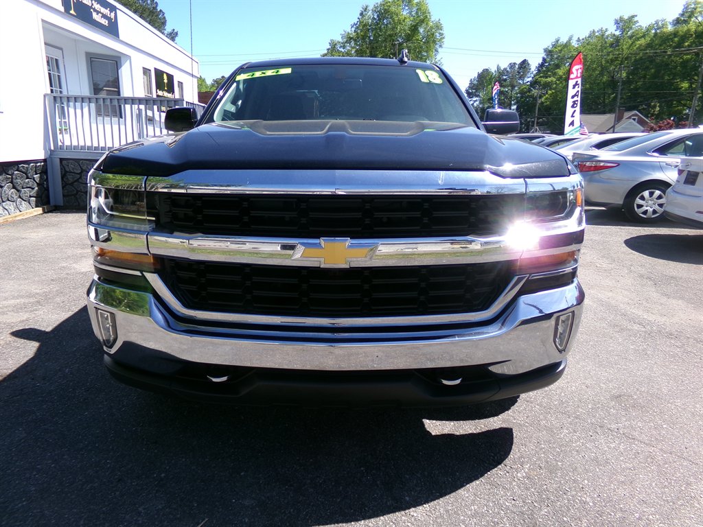 2018 Chevrolet Silverado 1500 - $25,990