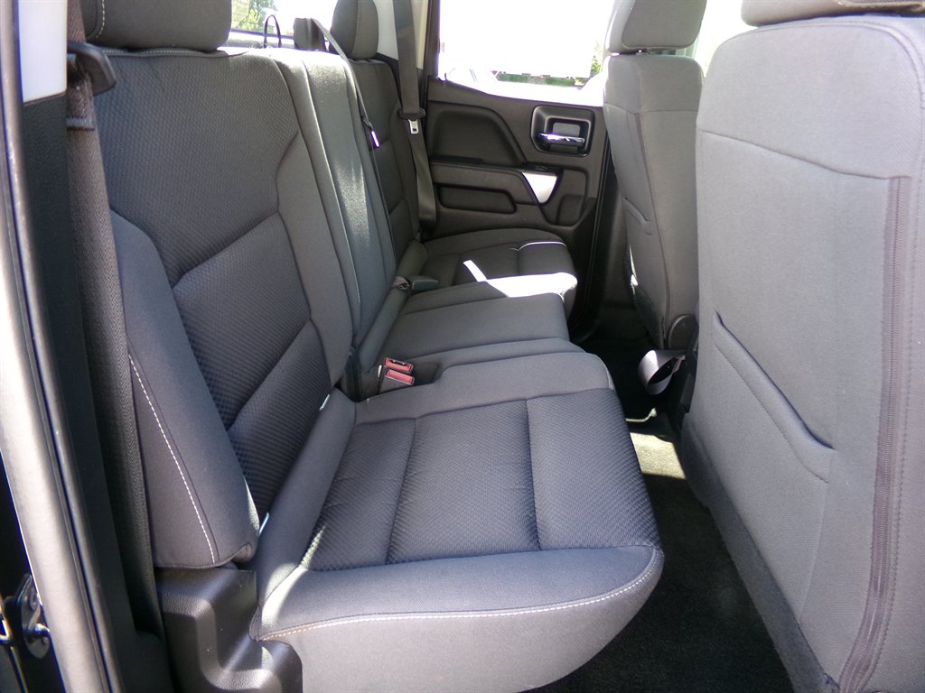 2018 Chevrolet Silverado 1500 - $25,990