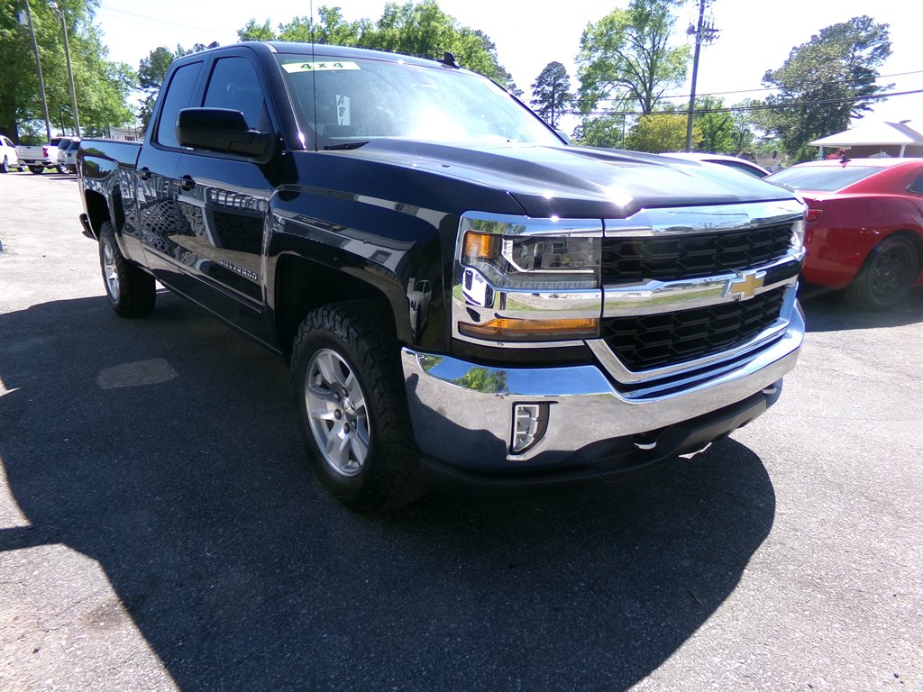 2018 Chevrolet Silverado 1500 - $25,990
