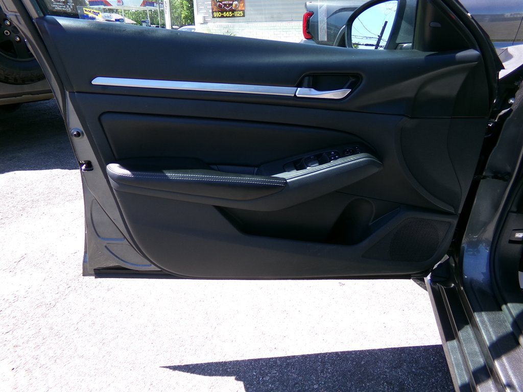 2022 Nissan Altima - $19,490