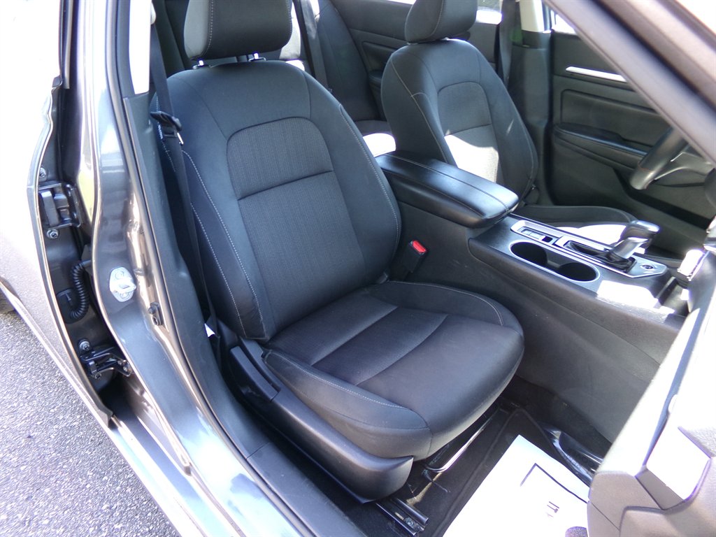 2022 Nissan Altima - $19,490