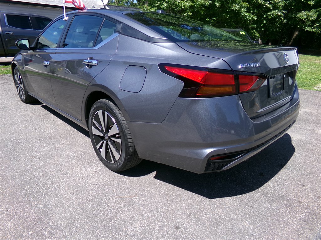2022 Nissan Altima - $19,490