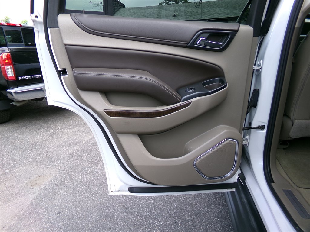 2016 Chevrolet Tahoe - $19,490