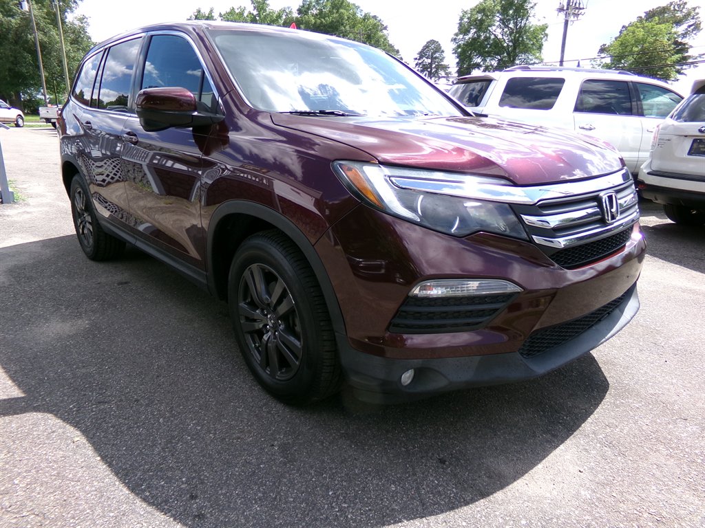 View vehicle photo 5