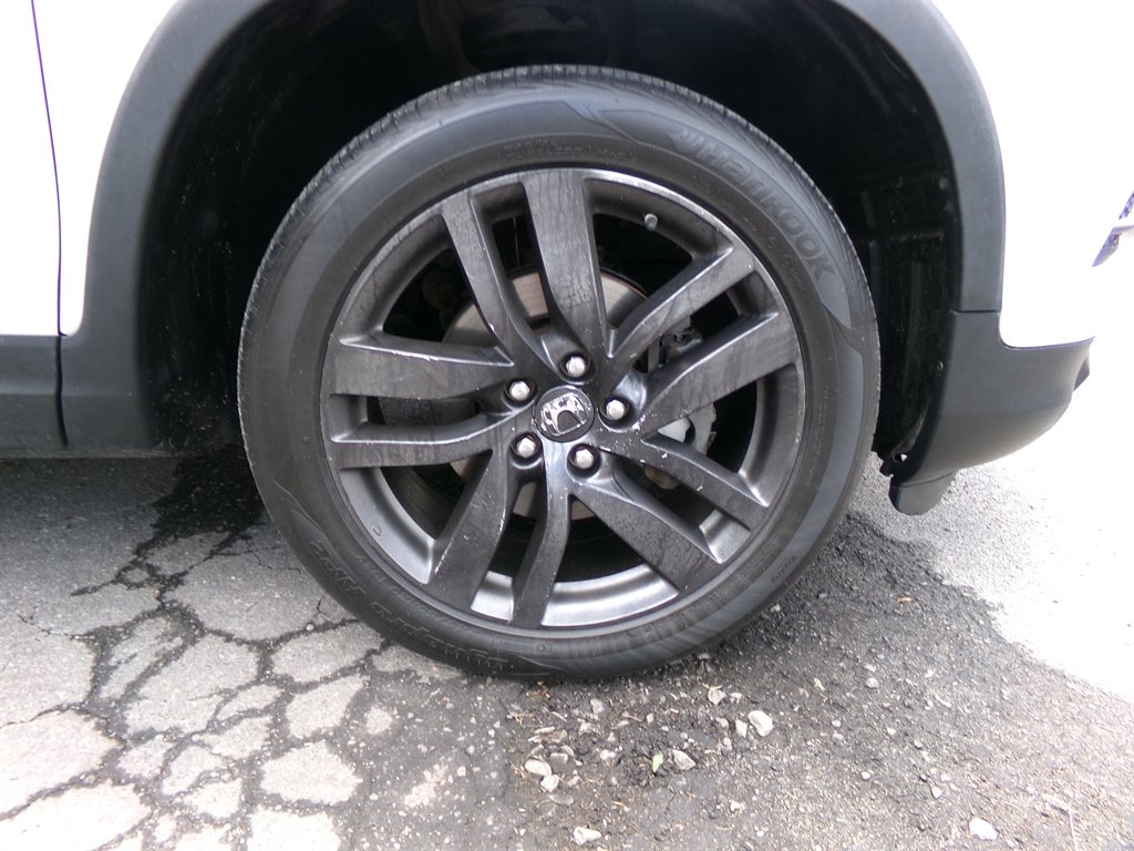 2016 Honda Pilot - $18,990