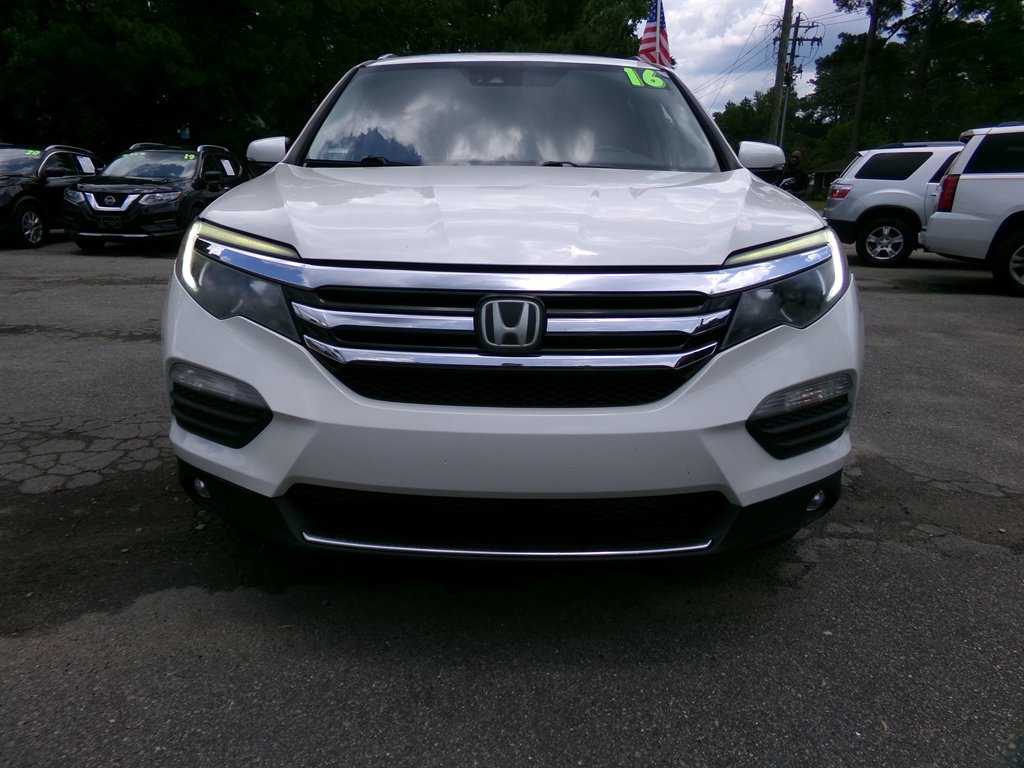 2016 Honda Pilot - $18,990