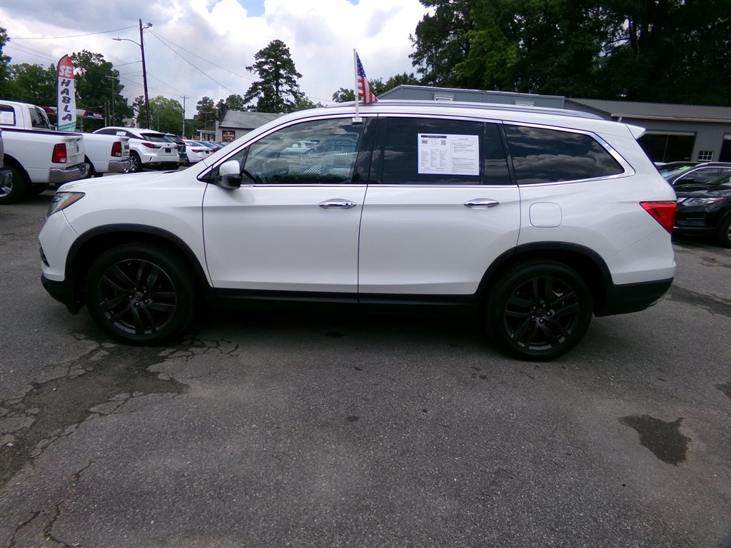 2016 Honda Pilot - $18,990