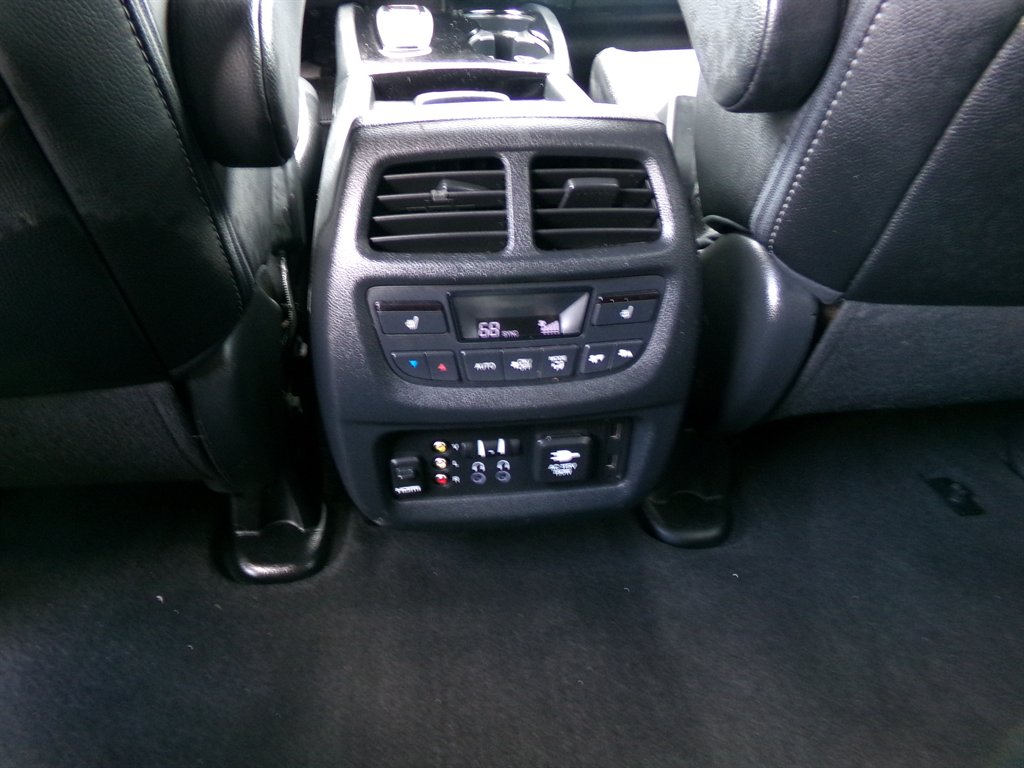 2016 Honda Pilot - $18,990