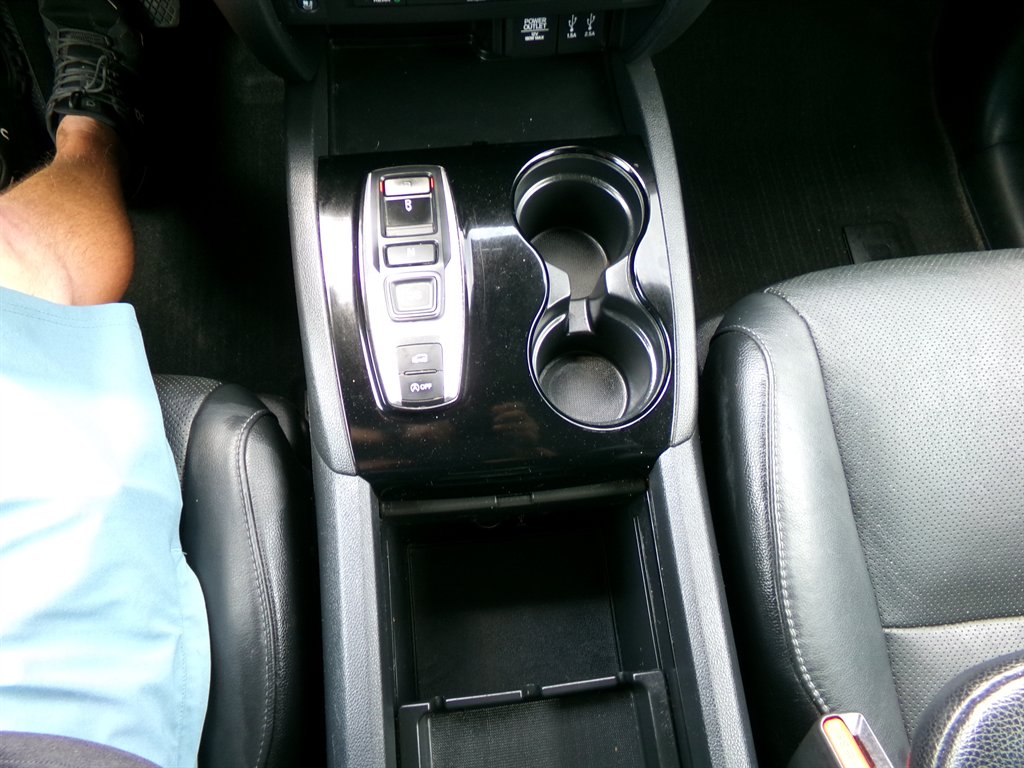2016 Honda Pilot - $18,990