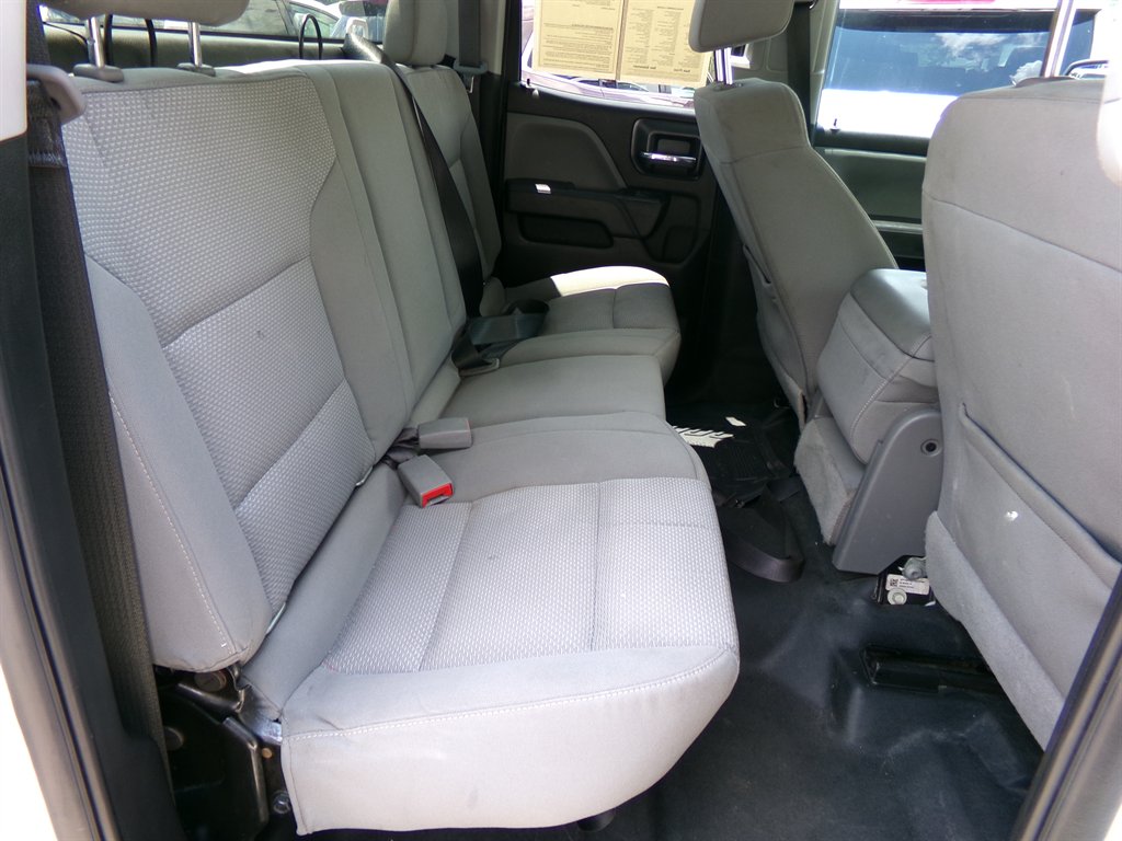 2018 Chevrolet Silverado 1500 - $17,990