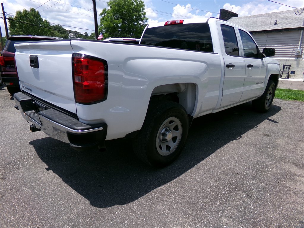 2018 Chevrolet Silverado 1500 - $17,990