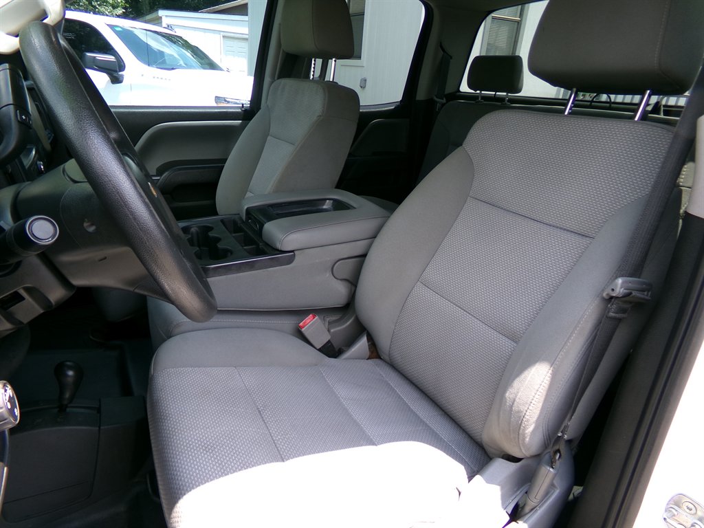 2018 Chevrolet Silverado 1500 - $17,990