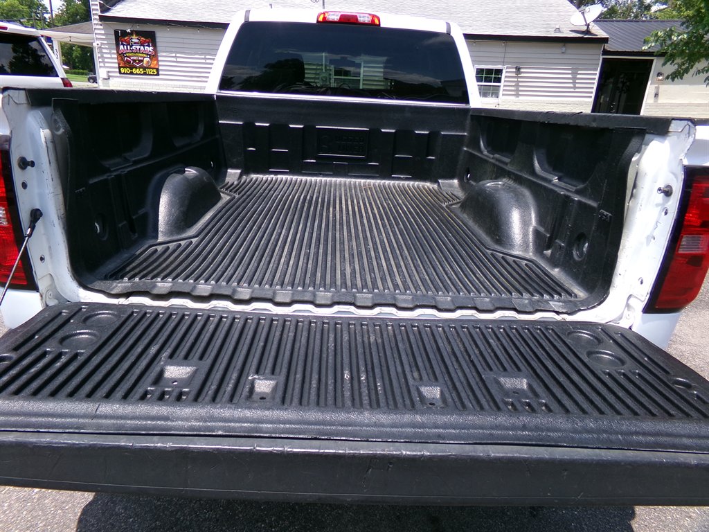 2018 Chevrolet Silverado 1500 - $17,990