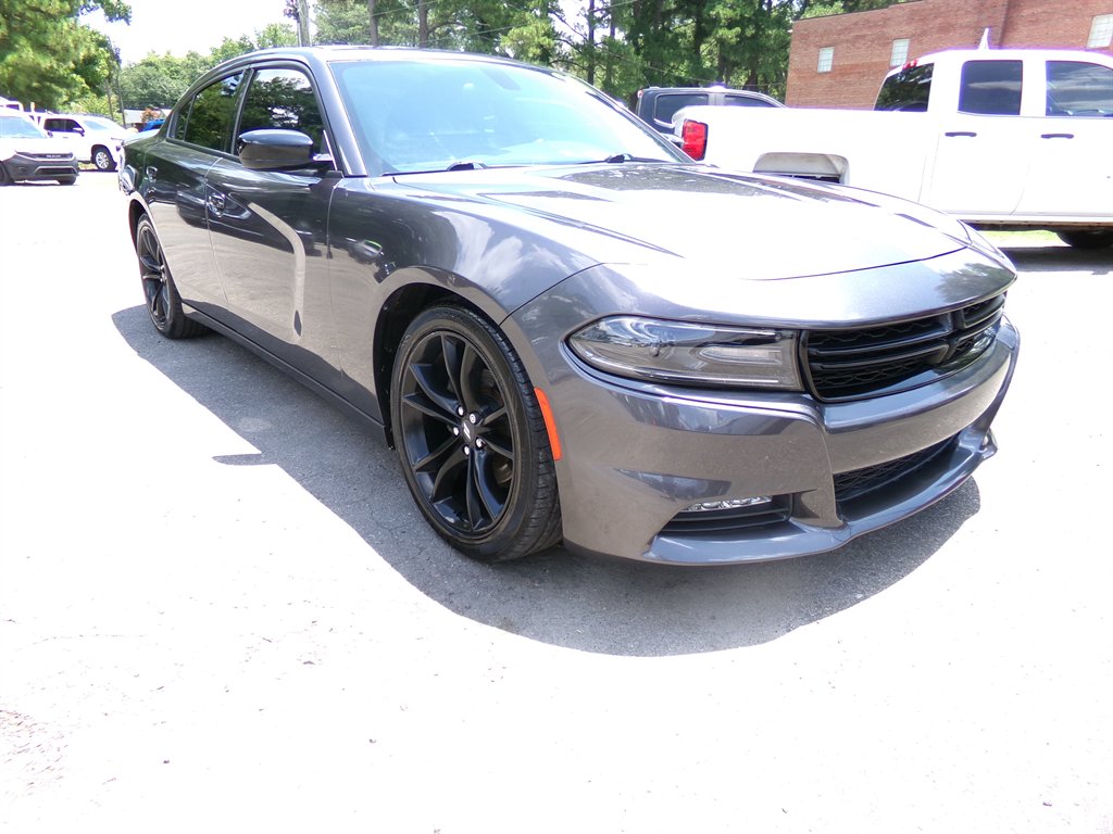 2020 Dodge Charger - $19,990