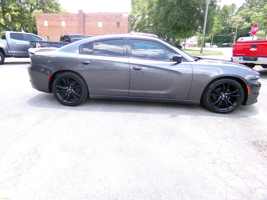 2020 Dodge Charger - $19,990
