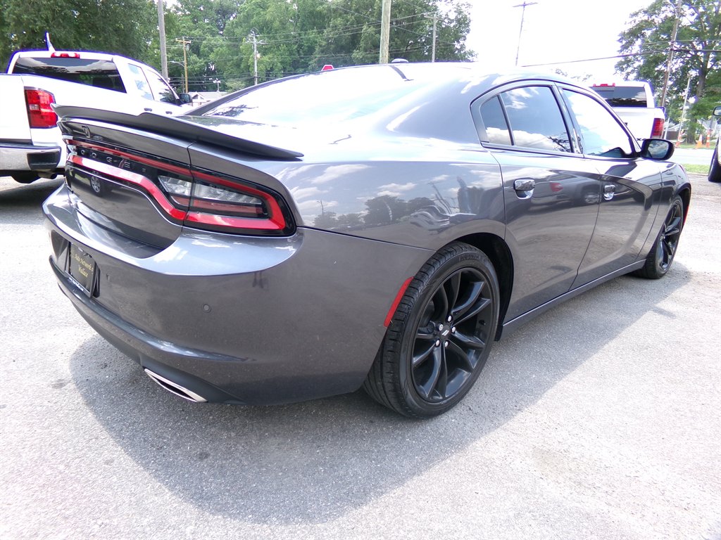 2020 Dodge Charger - $19,990