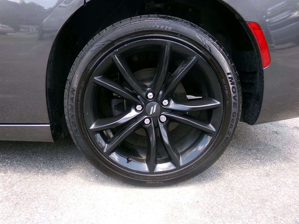 2020 Dodge Charger - $19,990