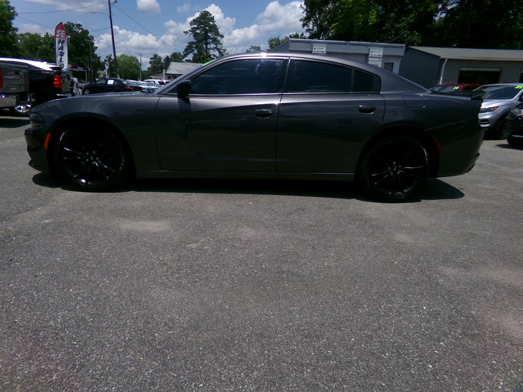 2020 Dodge Charger - $19,990