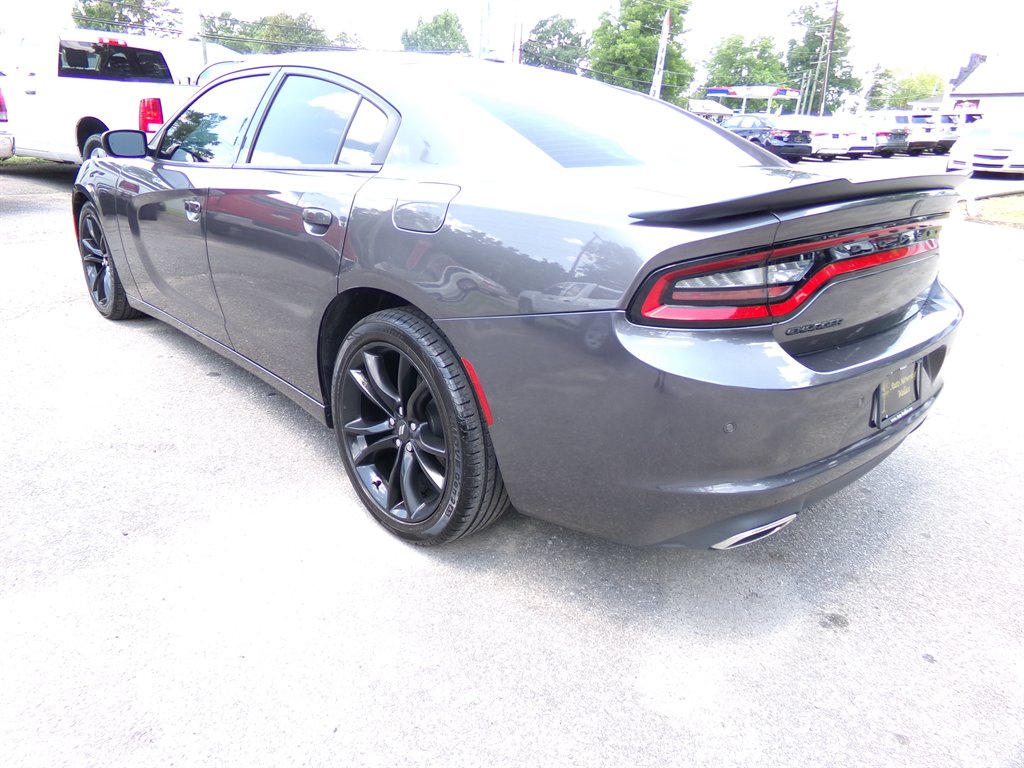 2020 Dodge Charger - $19,990
