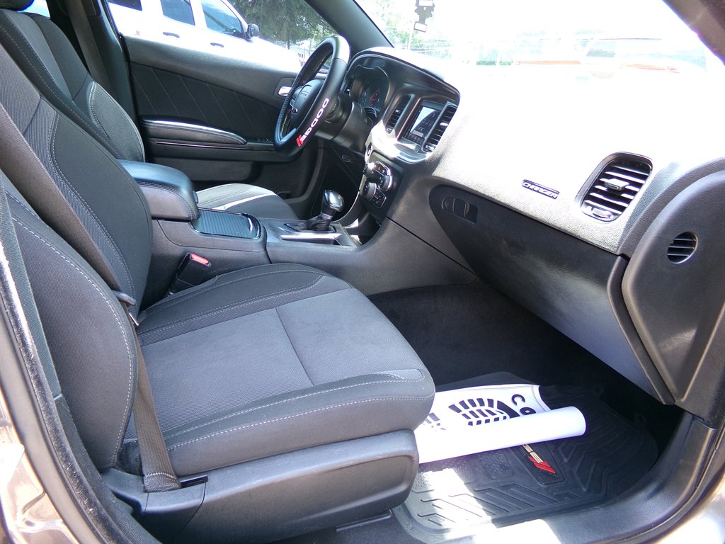 2020 Dodge Charger - $19,990