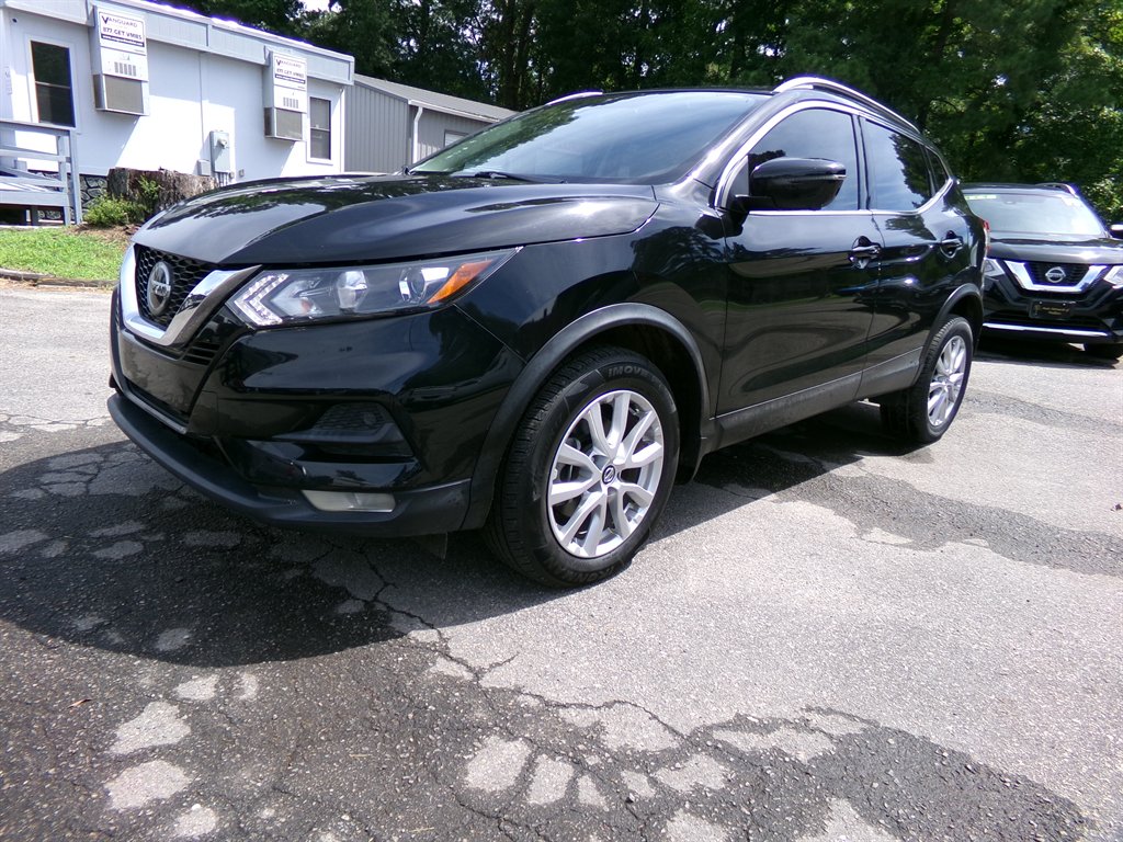 2020 Nissan Rogue - $15,490