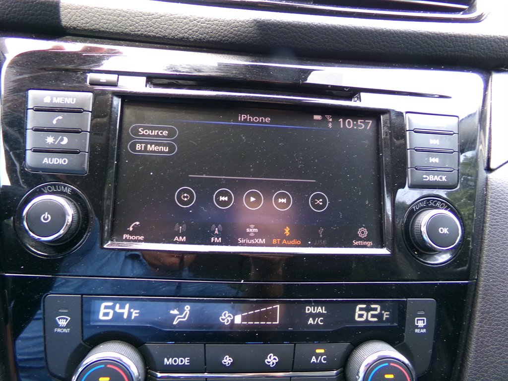 2020 Nissan Rogue - $15,490