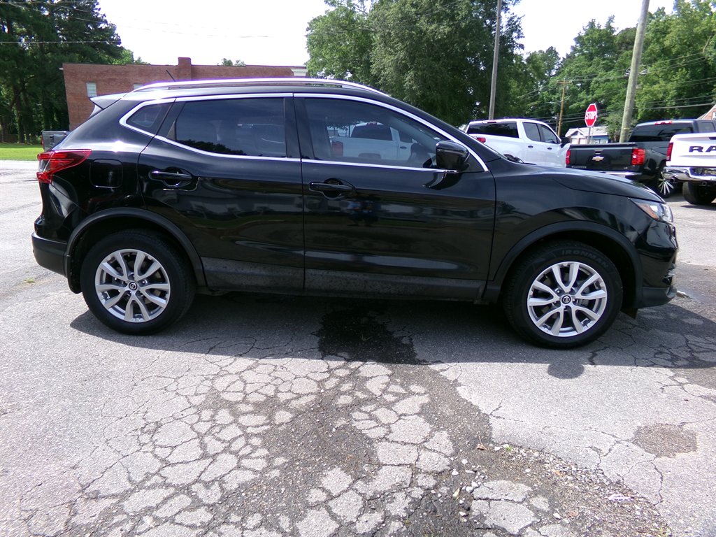 2020 Nissan Rogue - $15,490