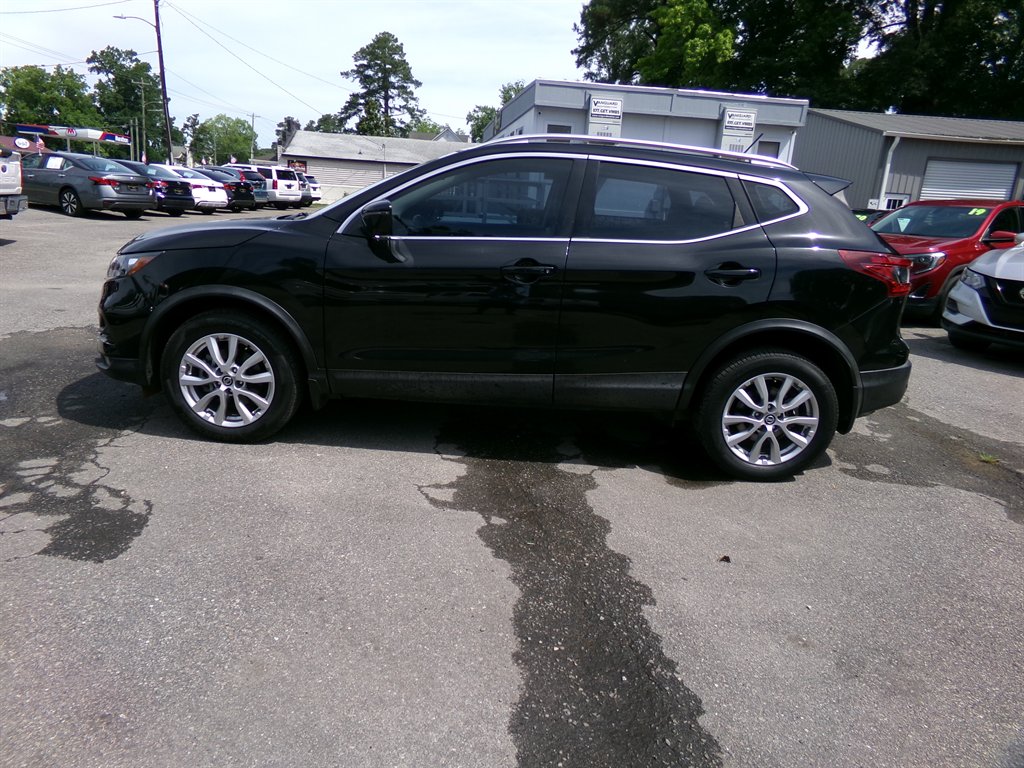 2020 Nissan Rogue - $15,490