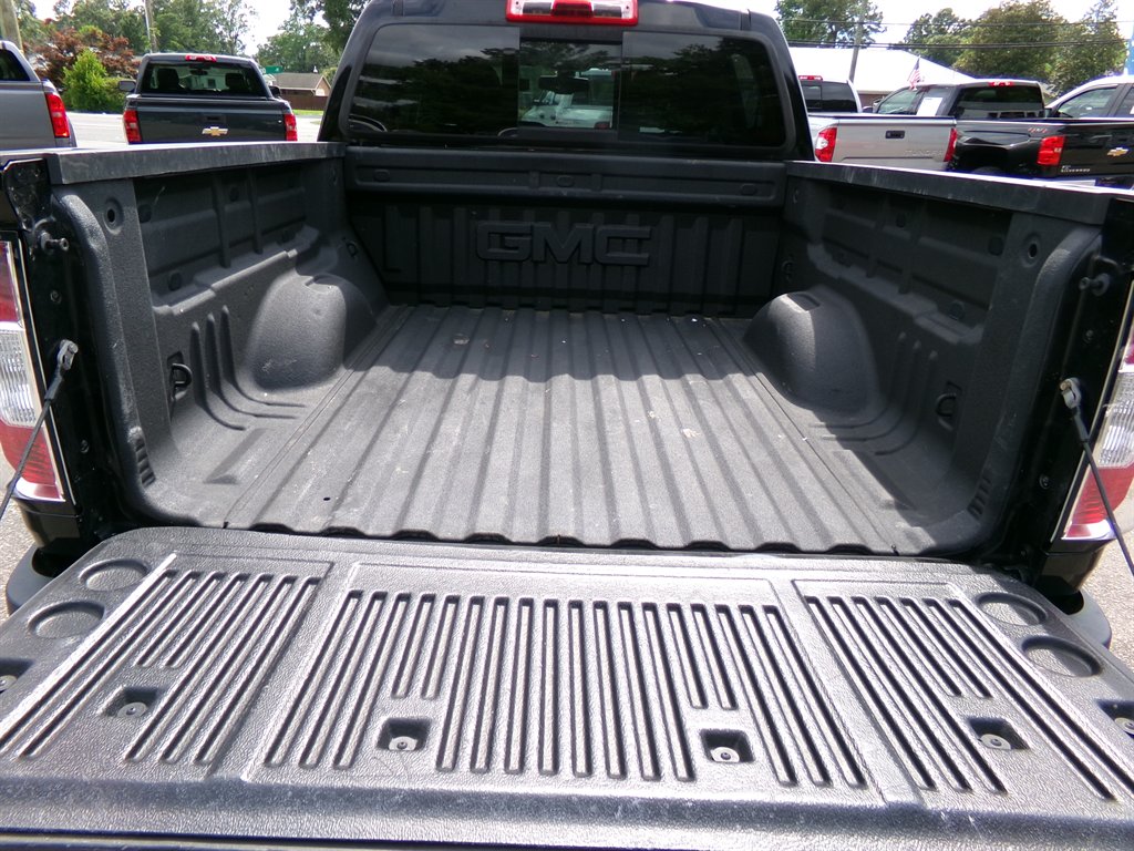 2017 GMC Canyon - $24,990