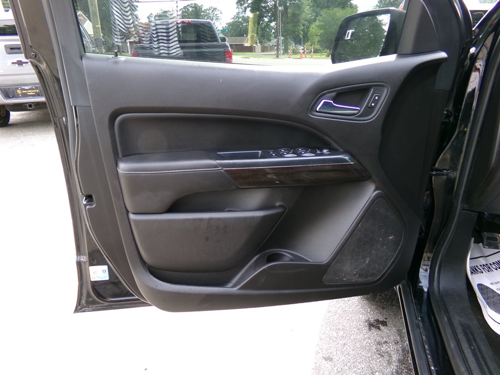 2017 GMC Canyon - $24,990