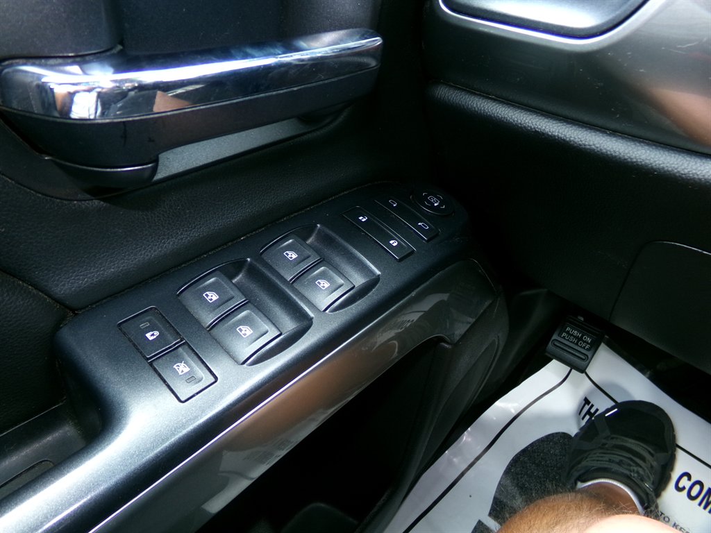 2018 Chevrolet Silverado 1500 - $19,490