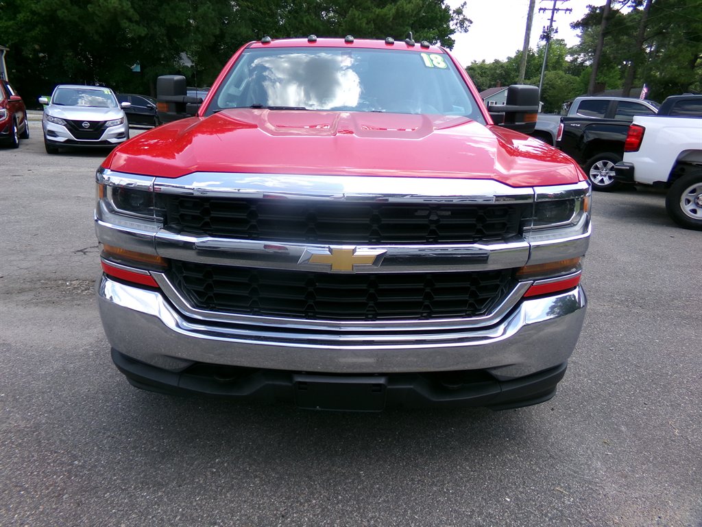 2018 Chevrolet Silverado 1500 - $19,490